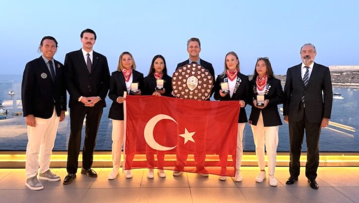 Kadınlarda Altın Erkeklerde Gümüş Madalya