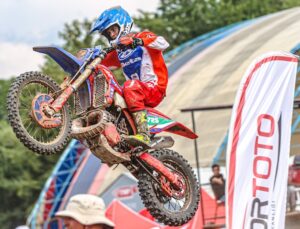 Kartepe’de Süper Enduro Rüzgarı