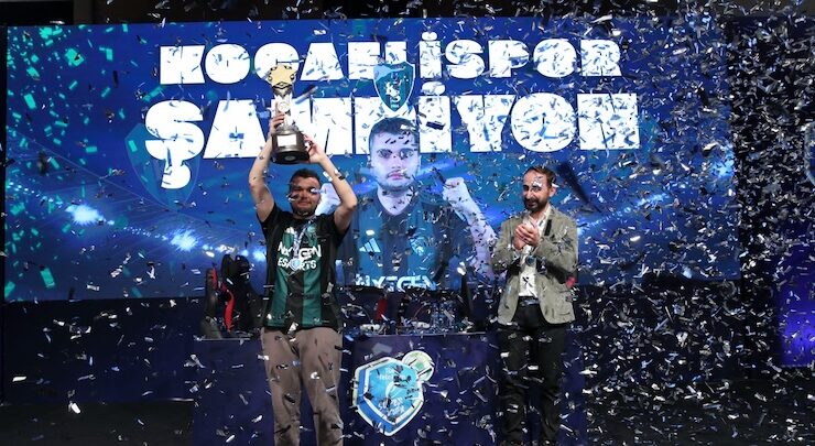 KOCAELİSPOR eSÜPER KUPA ŞAMPİYONU