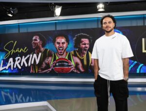 LARKIN’DEN ŞAMPİYONLUK MESAJI