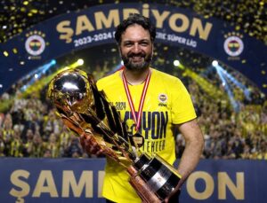 LAVARINI YENİDEN FENERBAHÇE’DE
