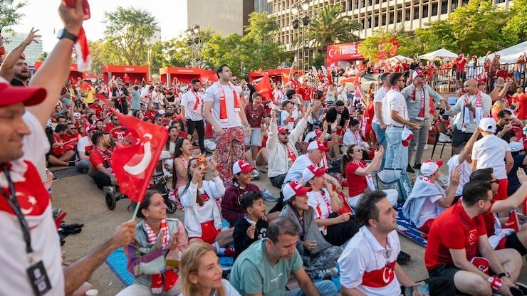 LOS ANGELES’TA TÜRKİYE RÜZGÂRI