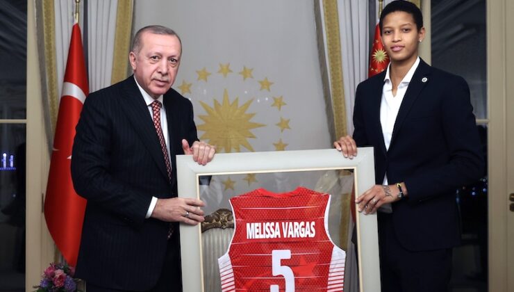 MELİSSA VARGAS TÜRK VATANDAŞI OLDU
