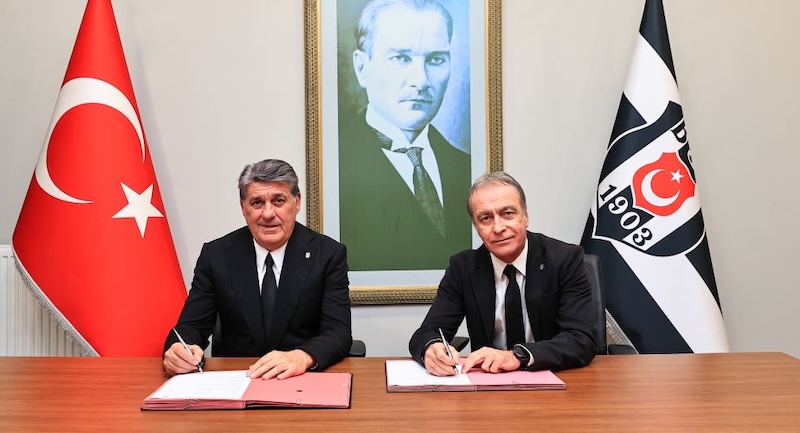 ÖNDER ÖZEN BEŞİKTAŞ FUTBOL DİREKTÖRÜ