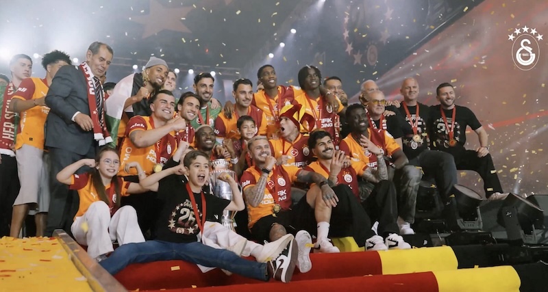 RAMS PARK’TA ŞAMPİYONLUK GECESİ