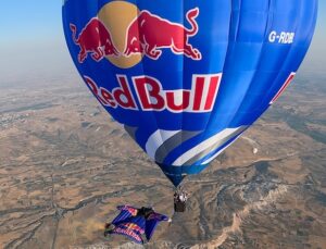 Red Bull Sporcusundan Kapadokya’da Nefes Kesen Uçuş