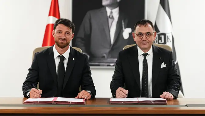 SALİH ÖZCAN BEŞİKTAŞ’TA