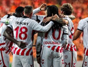 SAMSUNSPOR SEZONU GALİBİYETLE KAPATTI