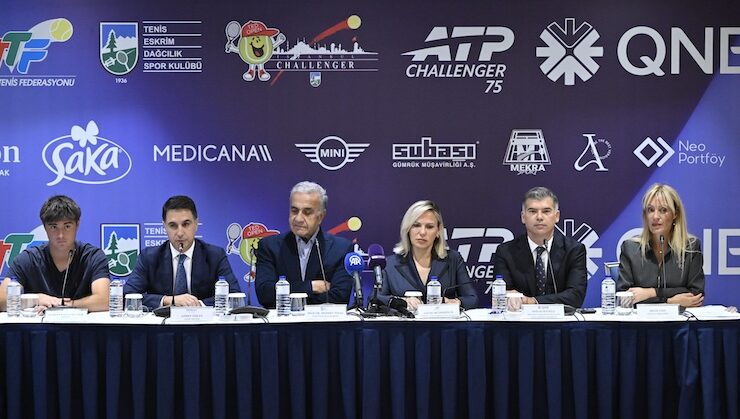 TENİSİN YILDIZLARI İSTANBUL’DA