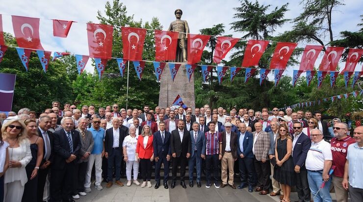 TRABZONSPOR’DA ÇİFTE GURUR