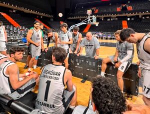 Üsküdar Üniversitesi Basketbolda Yeniden Zirvede
