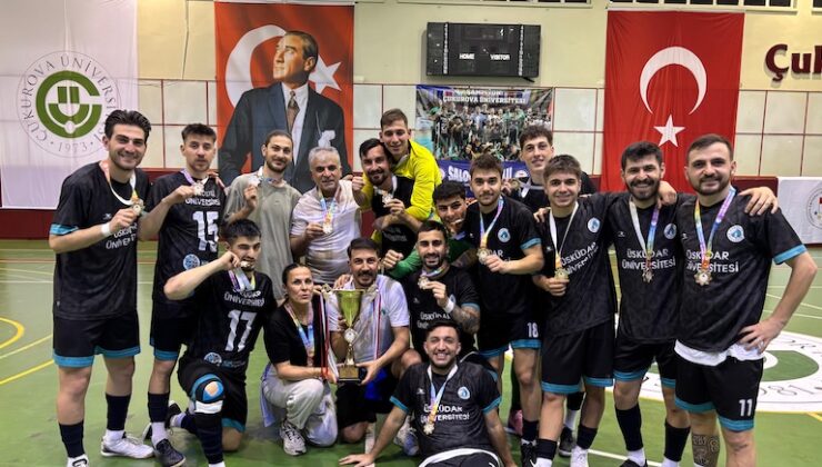 Üsküdar Üniversitesi Futsal Takımı Türkiye Şampiyonu