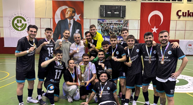 Üsküdar Üniversitesi Futsal Takımı Türkiye Şampiyonu