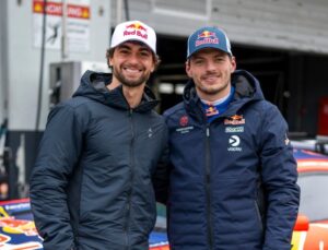 Verstappen 100 Rakibine Karşı Yarışacak