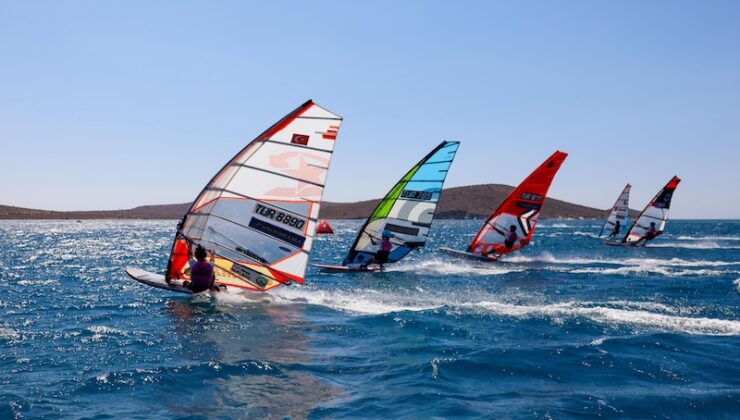 Windsurf Şampiyonları Alaçatı’da Belirlenecek