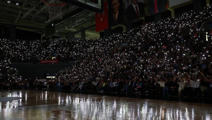 Anadolu Efes ve Corendon’a Altın Pusula Ödülü