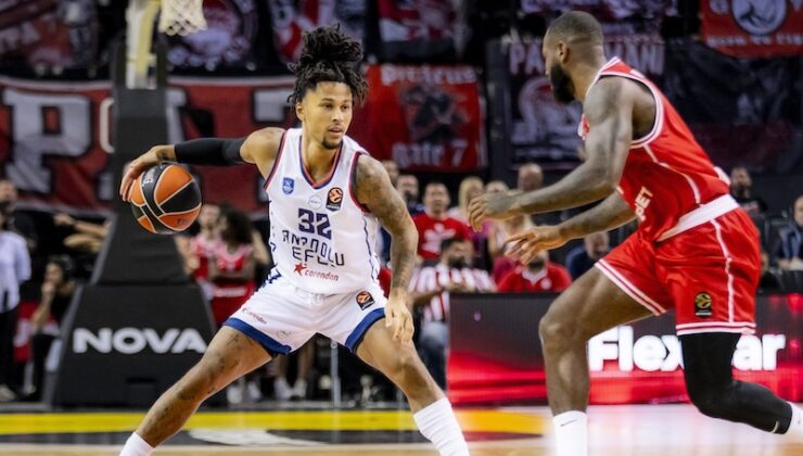 ANADOLU EFES YUNANİSTAN’DA DAĞILDI
