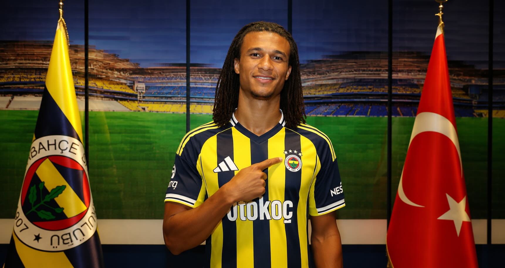 FENERBAHÇE’DE AKE ŞOKU!