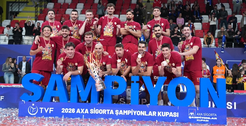 ŞAMPİYONLAR KUPASI’NIN SAHİBİ GALATASARAY